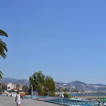 Savoia Dalila *
